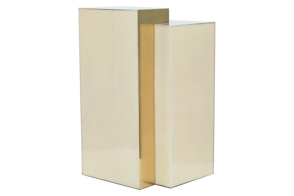Isoloa Side Table
(Natural & Polished Brass)