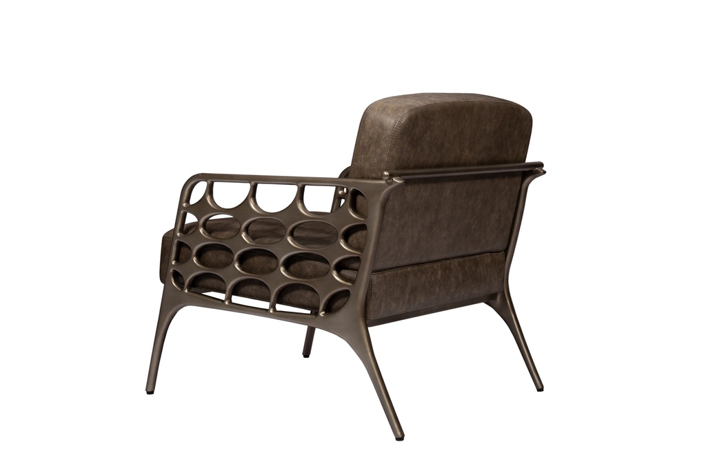 Chair
Leather Upholstery Antique Finish With Ss 304 
