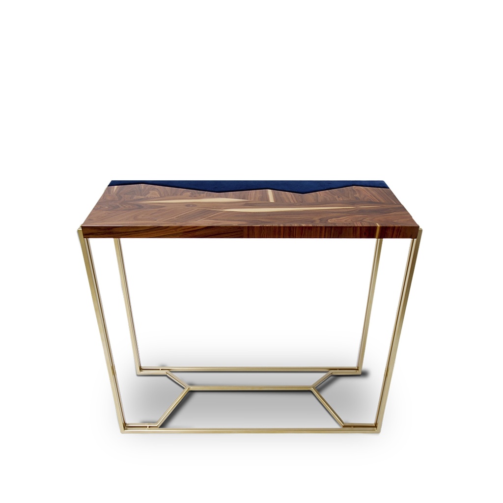 Hissan Arabi / Console