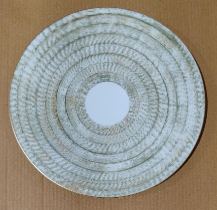 Presentation Plate Coupe Agate Bicolore
Agate Bicolore Plein
Dia30.5 Cm H. 2.5 Cm V. 1.0 G