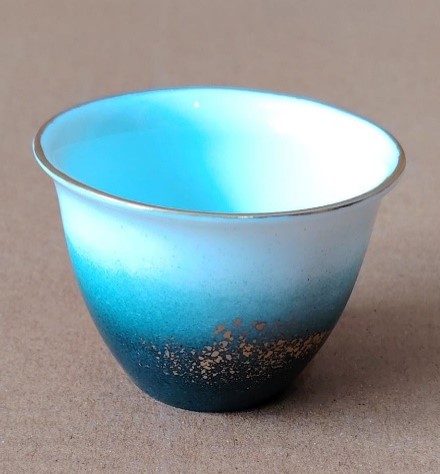 Medine Finjan Cup, Small Horizon
Dia6.5 Cm H. 4.5 Cm V. 6.0 Cl V. 0.06 G