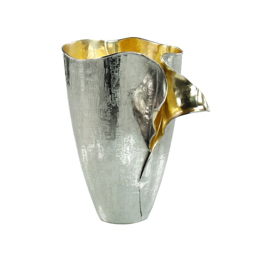 [1070022824] Andiamo Vase, Nickel

 (Brass,W26.035xD17.145xH55.245, Mercury Glass)